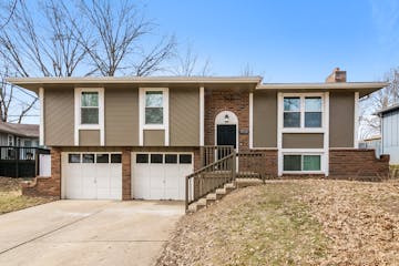 1404 N AZTEC AVE INDEPENDENCE, MO 64056